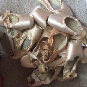 Used pointe shoes for art purposes